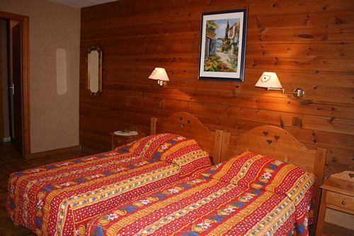 Au Bois De Lune Hotel