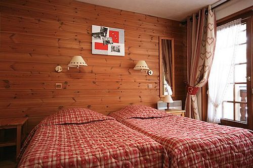 Au Bois De Lune Hotel Chatel